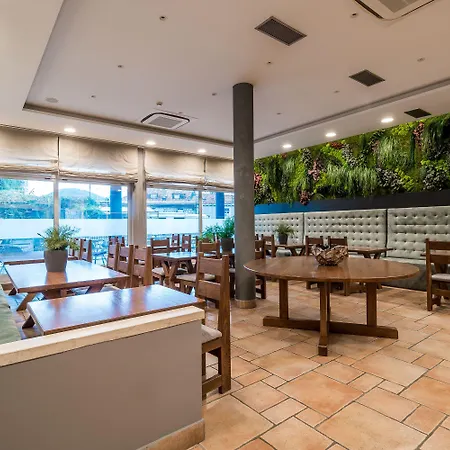 Berkeley Hotel&day Hotel 4*