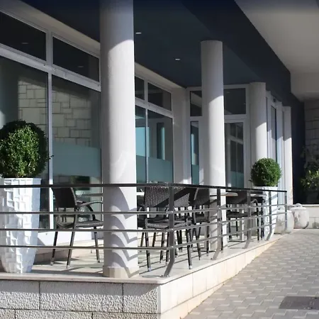 Berkeley Hotel 4*