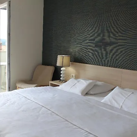Berkeley 4*